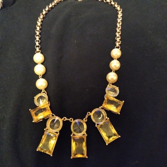 3 statement necklaces (2 signed) - Picture 7 of 11
